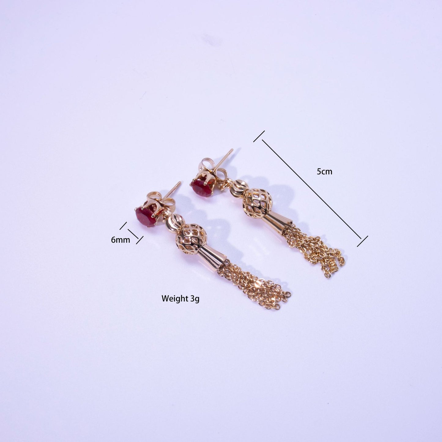 Voici une suggestion de titre SEO optimisé pour votre produit :

**🌟 Boucles d'Oreilles Chic - Franges en Or et Diamants, Idéales pour Éblouir à Chaque Événement ✨**

N'hésitez pas à me faire savoir si vous souhaitez d'autres options ou des ajustements !