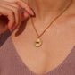 ✨ Élégant Collier Minimaliste en Acier Inoxydable - Design 'Black Eyes', Résistant et Style Contemporain