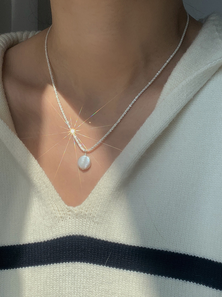 Comment ça sonne : 🌟 Collier Élégant en Argent Sterling S925 - Perle Baroque, Sophistication Intemporelle?En espérant que cela réponde à vos attentes. 🎁