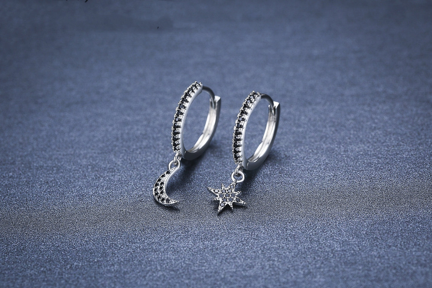 ✨ Élégantes Boucles d'Oreilles Étoile et Lune - Cuivre Premium, Design Raffiné, Accessoire Féminin Unique 🌙