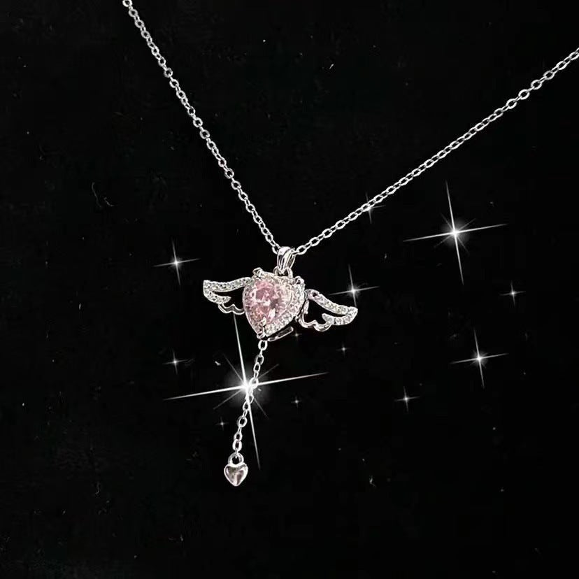 Collier Élégant avec Cristal - Ailes d'Ange et Cœur Mobile, Cadeau Idéal pour la Saint-Valentin et les Occasions Spéciales