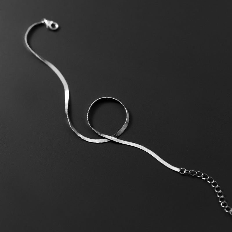 🌟Bracelet de Cheville Élégant en Argent S925 – Chaîne Serpent Minimaliste et Raffinée"