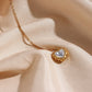 ✨ Pendentif Amour Élégant - Acier Inoxydable Plaqué Or 18k, Style Vintage Chic pour Sublimer Votre Look