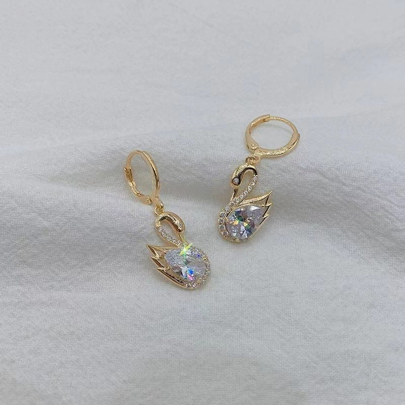💎 Boucles d'Oreilles Swan en Rhinestones - Design Élégant, Brillance Exceptionnelle, Parfaites pour Sublimer Votre Style