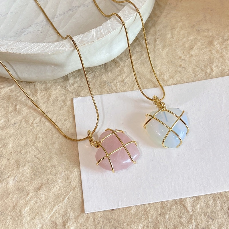 "✨ Ravissant Collier en Pierre de Lune - Design Féérique, Bijou Unique pour Cadeaux Magiques et Contes de Fées"