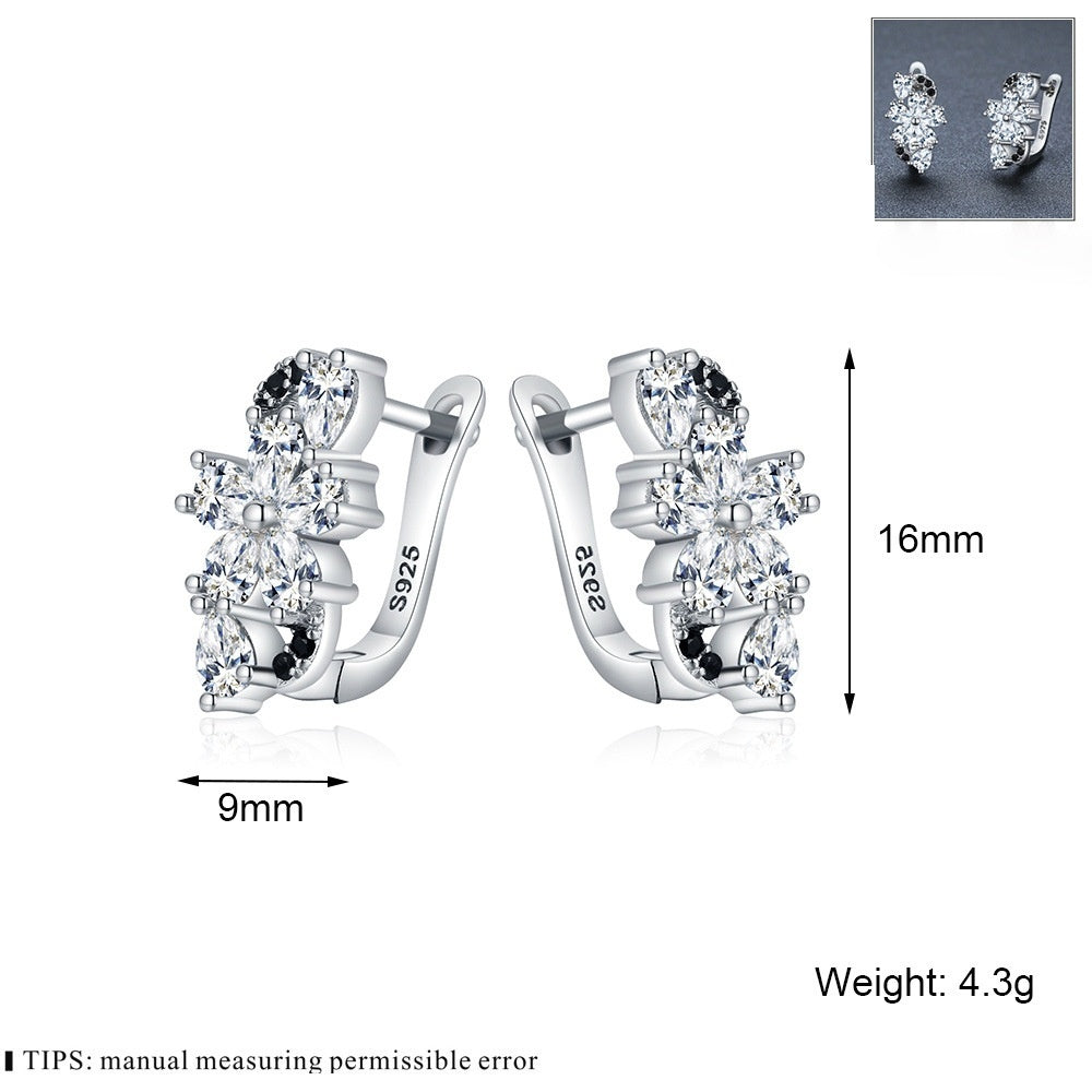 ✨ Élégantes Boucles d'Oreilles en Zircon - Design Floral Raffiné, Idéal pour Sublimer Votre Style Tendance 🌸