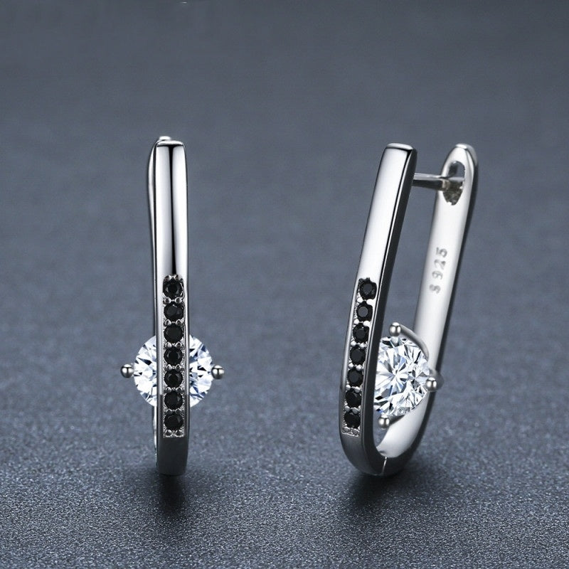 🌟 Élégantes Boucles d'Oreilles U Minimalistes - Design Raffiné, Léger et Polyvalent pour Sublimer Toutes Tenues
