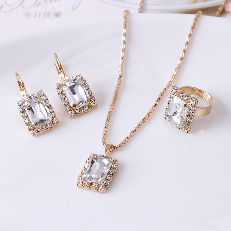 ✨ Coffret Bijoux en Cristal Élégant - Collier, Boucles d'Oreilles & Bague, Brillance Exceptionnelle pour Toutes Occasions