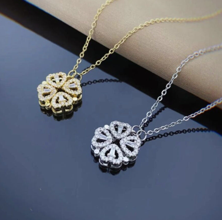 ✨ Collier Coeur Magnétique Rétro - Élégance Symbolique, Trèfle Porte-Bonheur 🍀 Cadeau Raffiné et Romantique 💖