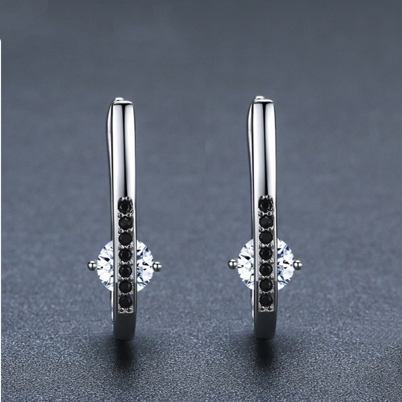 🌟 Élégantes Boucles d'Oreilles U Minimalistes - Design Raffiné, Léger et Polyvalent pour Sublimer Toutes Tenues