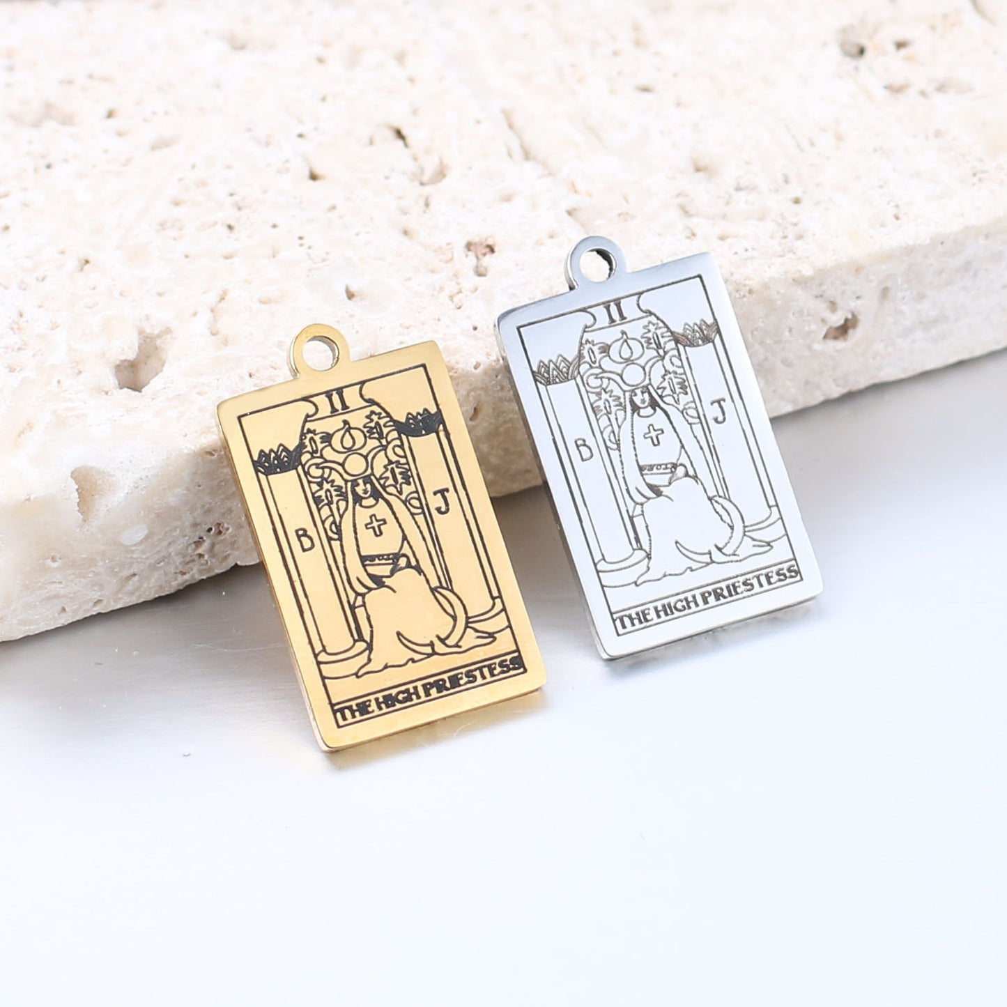 ✨ Collier Tarot Vintage en Acier Inoxydable - Porte-Bonheur Élégant, Durable et Idéal pour un Style Unique