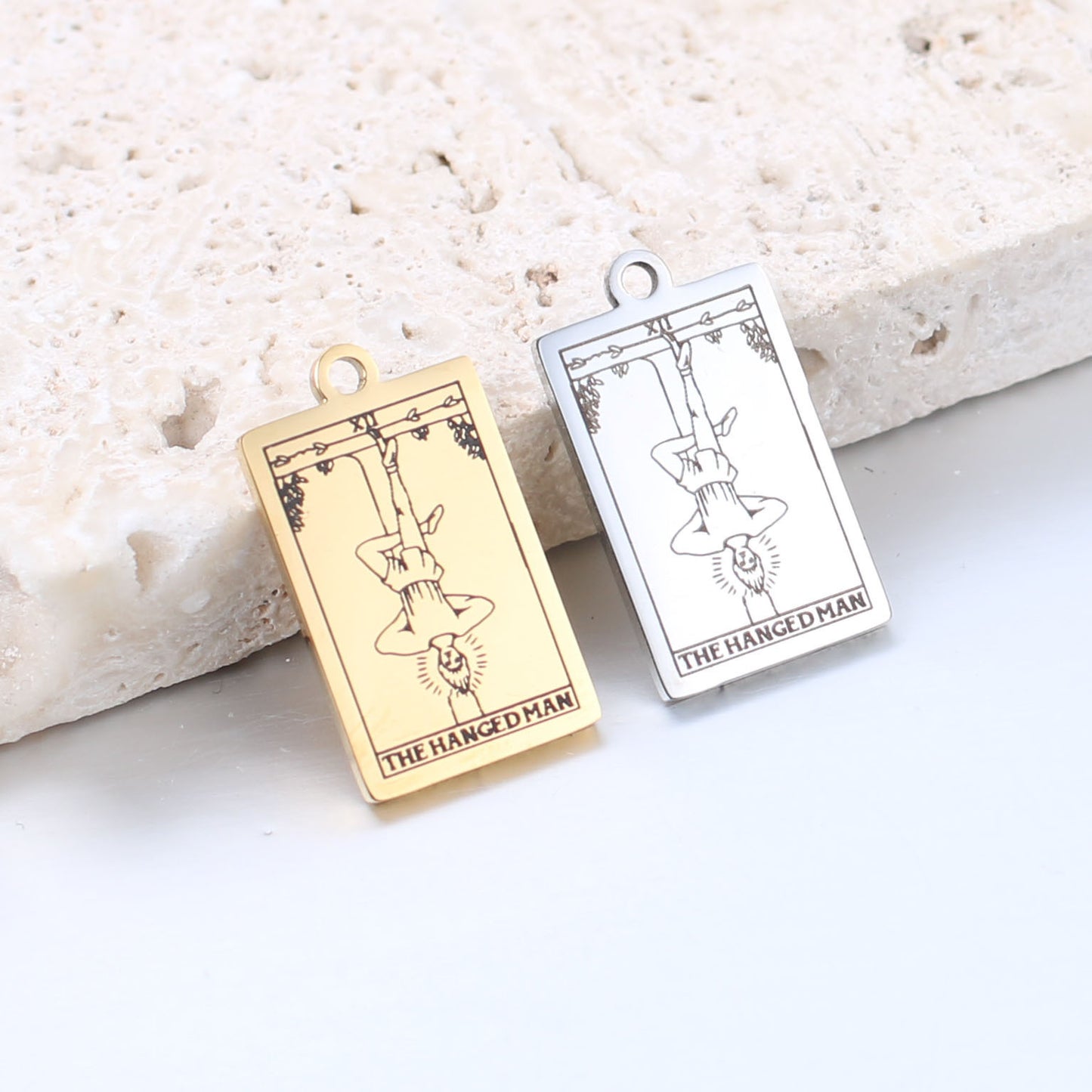 ✨ Collier Tarot Vintage en Acier Inoxydable - Porte-Bonheur Élégant, Durable et Idéal pour un Style Unique